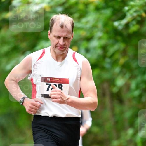 11.10.2026 - Bramfelder Halbmarathon 2026 Dr. Thomas Lammeyer http://msf.ph/oto/10825076 11.10.2026 10:47:24 Laufen 35, 7, 08 meine-sportfotos.de