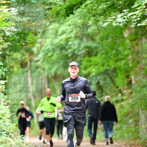 11.10.2026 - Bramfelder Halbmarathon 2026 Dr. Thomas Lammeyer http://msf.ph/oto/10825264 11.10.2026 10:48:51 Laufen 259 meine-sportfotos.de