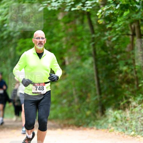 11.10.2026 - Bramfelder Halbmarathon 2026 Dr. Thomas Lammeyer http://msf.ph/oto/10825299 11.10.2026 10:48:58 Laufen 748 meine-sportfotos.de