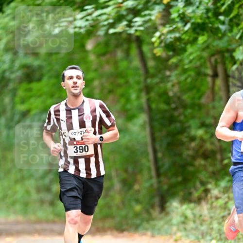 11.10.2026 - Bramfelder Halbmarathon 2026 Dr. Thomas Lammeyer http://msf.ph/oto/10825464 11.10.2026 10:50:07 Laufen 390 meine-sportfotos.de