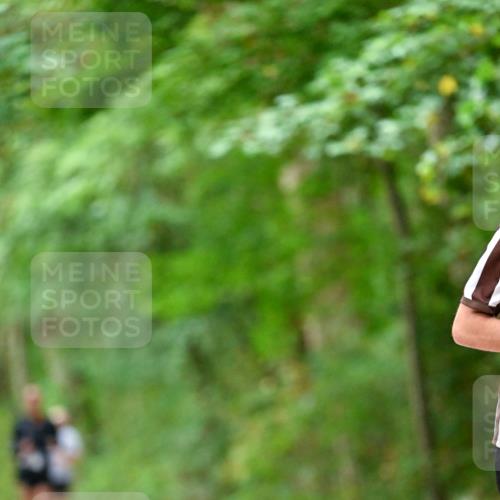 11.10.2026 - Bramfelder Halbmarathon 2026 Dr. Thomas Lammeyer http://msf.ph/oto/10825477 11.10.2026 10:50:09 Laufen  meine-sportfotos.de