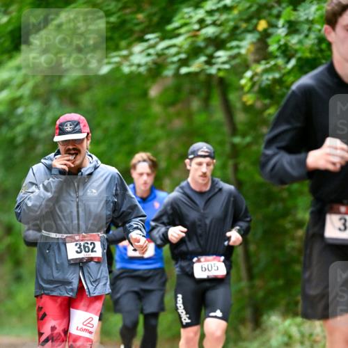 11.10.2026 - Bramfelder Halbmarathon 2026 Dr. Thomas Lammeyer http://msf.ph/oto/10825602 11.10.2026 10:50:40 Laufen 362, 605, 3 meine-sportfotos.de