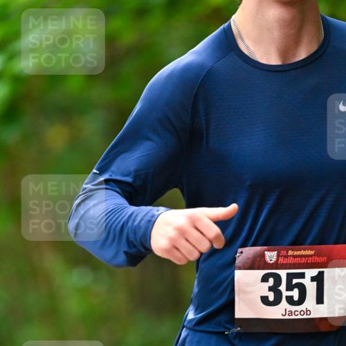 11.10.2026 - Bramfelder Halbmarathon 2026 Dr. Thomas Lammeyer http://msf.ph/oto/10825664 11.10.2026 10:50:53 Laufen 35, 351 meine-sportfotos.de