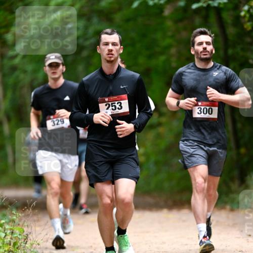 11.10.2026 - Bramfelder Halbmarathon 2026 Dr. Thomas Lammeyer http://msf.ph/oto/10825668 11.10.2026 10:50:55 Laufen 329, 253, 300 meine-sportfotos.de