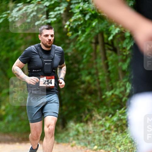 11.10.2026 - Bramfelder Halbmarathon 2026 Dr. Thomas Lammeyer http://msf.ph/oto/10825692 11.10.2026 10:51:00 Laufen 254 meine-sportfotos.de