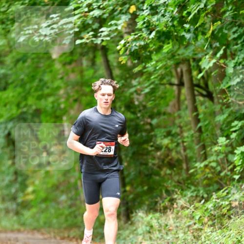 11.10.2026 - Bramfelder Halbmarathon 2026 Dr. Thomas Lammeyer http://msf.ph/oto/10825857 11.10.2026 10:51:52 Laufen 228 meine-sportfotos.de