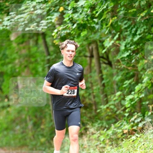11.10.2026 - Bramfelder Halbmarathon 2026 Dr. Thomas Lammeyer http://msf.ph/oto/10825862 11.10.2026 10:51:52 Laufen 228 meine-sportfotos.de
