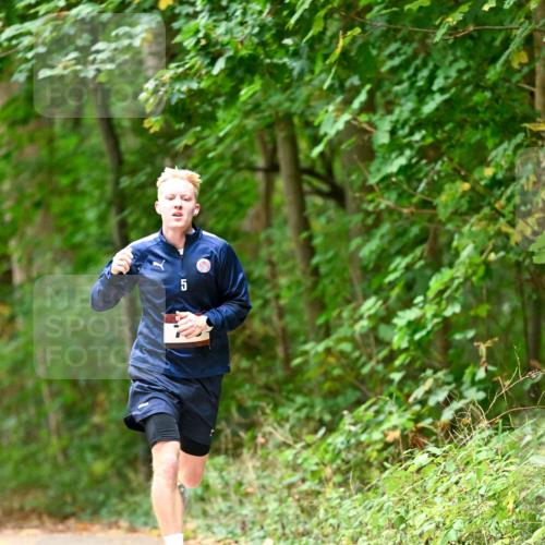 11.10.2026 - Bramfelder Halbmarathon 2026 Dr. Thomas Lammeyer http://msf.ph/oto/10825883 11.10.2026 10:52:03 Laufen  meine-sportfotos.de