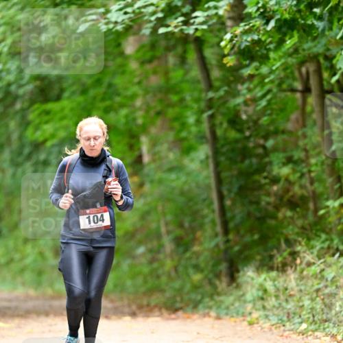 11.10.2026 - Bramfelder Halbmarathon 2026 Dr. Thomas Lammeyer http://msf.ph/oto/10825989 11.10.2026 10:52:38 Laufen 104 meine-sportfotos.de