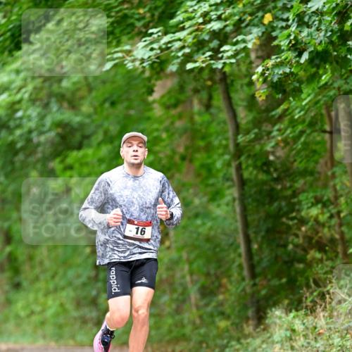 11.10.2026 - Bramfelder Halbmarathon 2026 Dr. Thomas Lammeyer http://msf.ph/oto/10826709 11.10.2026 10:58:09 Laufen 16 meine-sportfotos.de