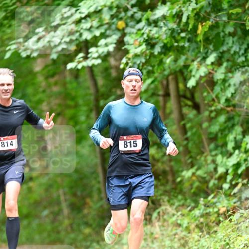 11.10.2026 - Bramfelder Halbmarathon 2026 Dr. Thomas Lammeyer http://msf.ph/oto/10826968 11.10.2026 10:59:49 Laufen 814, 815 meine-sportfotos.de