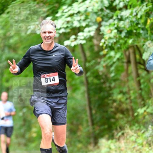 11.10.2026 - Bramfelder Halbmarathon 2026 Dr. Thomas Lammeyer http://msf.ph/oto/10826975 11.10.2026 10:59:50 Laufen 814 meine-sportfotos.de