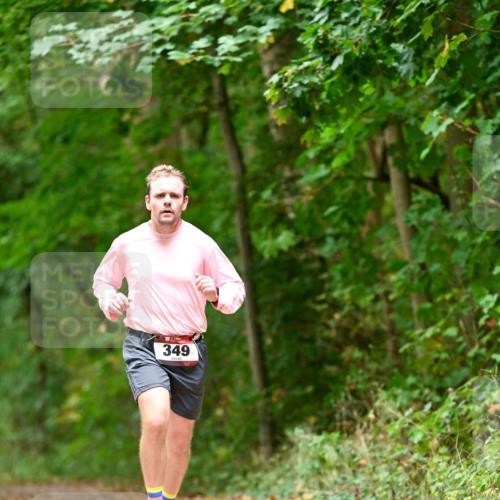 11.10.2026 - Bramfelder Halbmarathon 2026 Dr. Thomas Lammeyer http://msf.ph/oto/10827029 11.10.2026 11:00:09 Laufen 349 meine-sportfotos.de