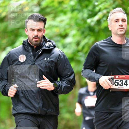 11.10.2026 - Bramfelder Halbmarathon 2026 Dr. Thomas Lammeyer http://msf.ph/oto/10827092 11.10.2026 11:00:33 Laufen 1910, 35, 534 meine-sportfotos.de