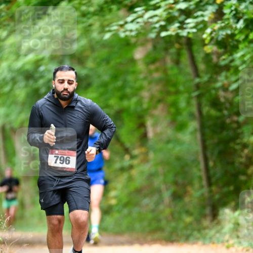11.10.2026 - Bramfelder Halbmarathon 2026 Dr. Thomas Lammeyer http://msf.ph/oto/10827189 11.10.2026 11:01:11 Laufen 796 meine-sportfotos.de