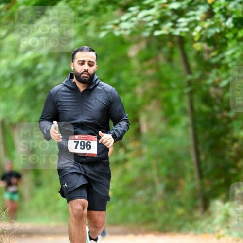 11.10.2026 - Bramfelder Halbmarathon 2026 Dr. Thomas Lammeyer http://msf.ph/oto/10827193 11.10.2026 11:01:12 Laufen 796 meine-sportfotos.de