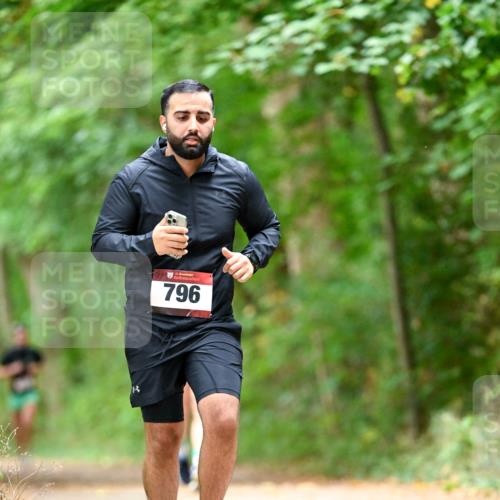11.10.2026 - Bramfelder Halbmarathon 2026 Dr. Thomas Lammeyer http://msf.ph/oto/10827194 11.10.2026 11:01:12 Laufen 8, 796 meine-sportfotos.de