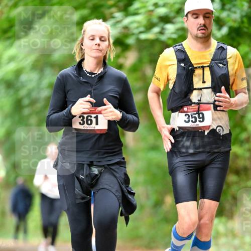 11.10.2026 - Bramfelder Halbmarathon 2026 Dr. Thomas Lammeyer http://msf.ph/oto/10827315 11.10.2026 11:01:38 Laufen 361, 359 meine-sportfotos.de