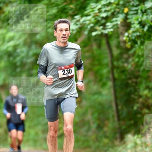 11.10.2026 - Bramfelder Halbmarathon 2026 Dr. Thomas Lammeyer http://msf.ph/oto/10827363 11.10.2026 11:01:52 Laufen 230 meine-sportfotos.de