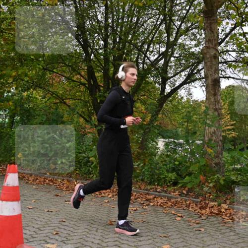 11.10.2026 - Bramfelder Halbmarathon 2026 J. Mangold http://msf.ph/oto/10827674 11.10.2026 10:42:46 Laufen 16, 243, 357, 616 meine-sportfotos.de