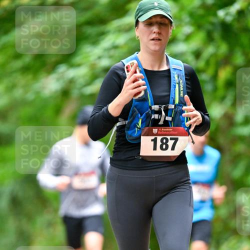 11.10.2026 - Bramfelder Halbmarathon 2026 Dr. Thomas Lammeyer http://msf.ph/oto/10827709 11.10.2026 11:03:53 Laufen 35, 187 meine-sportfotos.de