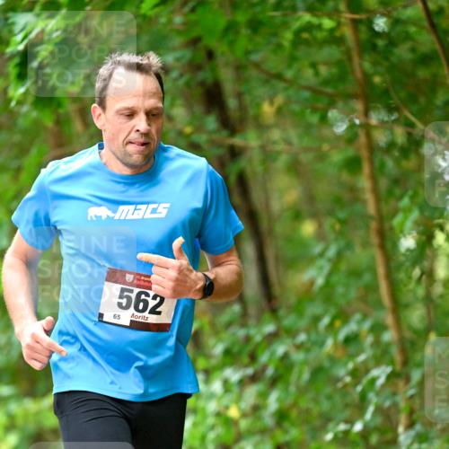 11.10.2026 - Bramfelder Halbmarathon 2026 Dr. Thomas Lammeyer http://msf.ph/oto/10827735 11.10.2026 11:03:56 Laufen 562, 65 meine-sportfotos.de