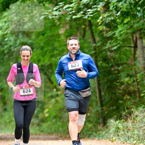 11.10.2026 - Bramfelder Halbmarathon 2026 Dr. Thomas Lammeyer http://msf.ph/oto/10827802 11.10.2026 11:04:17 Laufen 624, 623 meine-sportfotos.de