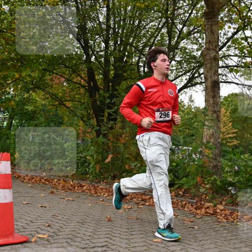 11.10.2026 - Bramfelder Halbmarathon 2026 J. Mangold http://msf.ph/oto/10827831 11.10.2026 10:44:27 Laufen 212, 262, 296, 349 meine-sportfotos.de