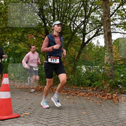 11.10.2026 - Bramfelder Halbmarathon 2026 J. Mangold http://msf.ph/oto/10827838 11.10.2026 10:44:30 Laufen 212, 296, 321, 349 meine-sportfotos.de