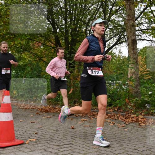 11.10.2026 - Bramfelder Halbmarathon 2026 J. Mangold http://msf.ph/oto/10827840 11.10.2026 10:44:31 Laufen 212, 296, 321, 349 meine-sportfotos.de