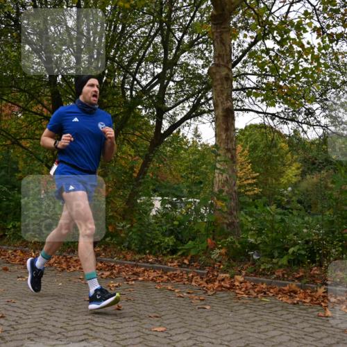 11.10.2026 - Bramfelder Halbmarathon 2026 J. Mangold http://msf.ph/oto/10827907 11.10.2026 10:45:13 Laufen 201 meine-sportfotos.de