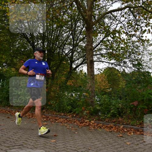 11.10.2026 - Bramfelder Halbmarathon 2026 J. Mangold http://msf.ph/oto/10828000 11.10.2026 10:46:06 Laufen 17 meine-sportfotos.de