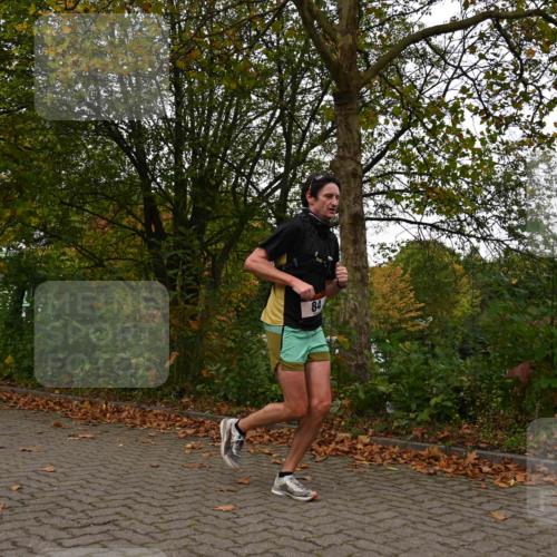 11.10.2026 - Bramfelder Halbmarathon 2026 J. Mangold http://msf.ph/oto/10828032 11.10.2026 10:46:28 Laufen 84, 155, 230 meine-sportfotos.de