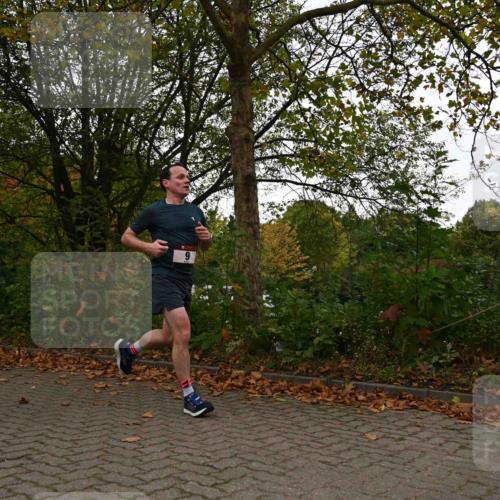 11.10.2026 - Bramfelder Halbmarathon 2026 J. Mangold http://msf.ph/oto/10828089 11.10.2026 10:47:24 Laufen 9, 143, 292, 328, 373 meine-sportfotos.de