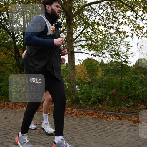 11.10.2026 - Bramfelder Halbmarathon 2026 J. Mangold http://msf.ph/oto/10828098 11.10.2026 10:47:25 Laufen 9, 143, 292, 328, 373, 633 meine-sportfotos.de