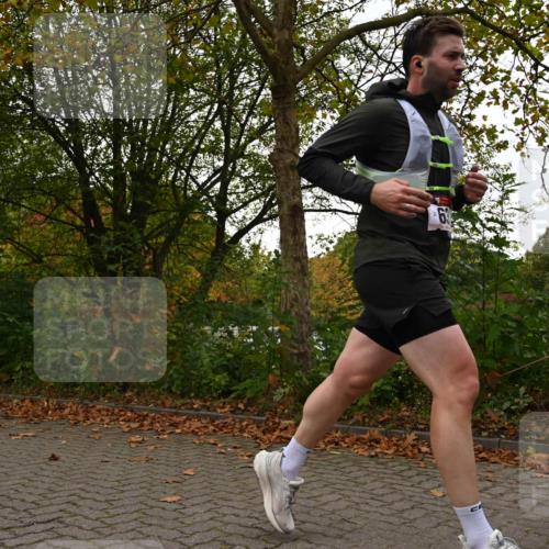 11.10.2026 - Bramfelder Halbmarathon 2026 J. Mangold http://msf.ph/oto/10828110 11.10.2026 10:47:30 Laufen 143, 328, 373, 633 meine-sportfotos.de