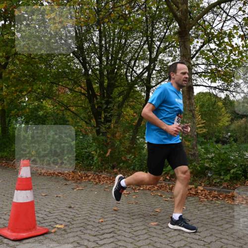 11.10.2026 - Bramfelder Halbmarathon 2026 J. Mangold http://msf.ph/oto/10828194 11.10.2026 10:48:39 Laufen 562, 563, 734 meine-sportfotos.de