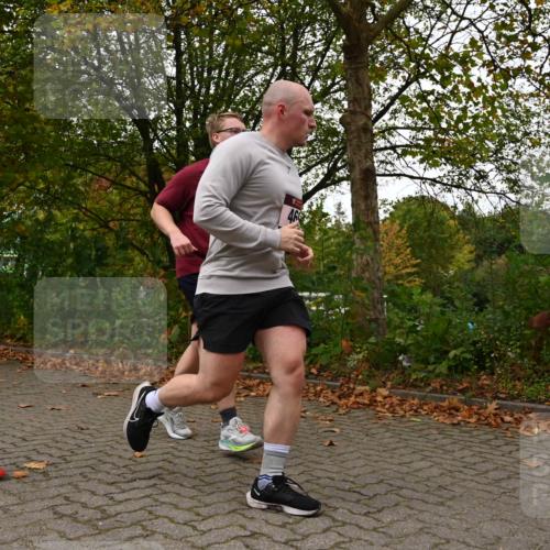 11.10.2026 - Bramfelder Halbmarathon 2026 J. Mangold http://msf.ph/oto/10828261 11.10.2026 10:50:46 Laufen 288, 345, 411, 469, 626 meine-sportfotos.de