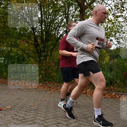 11.10.2026 - Bramfelder Halbmarathon 2026 J. Mangold http://msf.ph/oto/10828263 11.10.2026 10:50:46 Laufen 288, 345, 411, 469, 626 meine-sportfotos.de