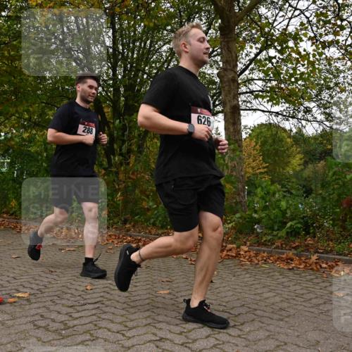 11.10.2026 - Bramfelder Halbmarathon 2026 J. Mangold http://msf.ph/oto/10828269 11.10.2026 10:50:48 Laufen 288, 411, 469, 626 meine-sportfotos.de