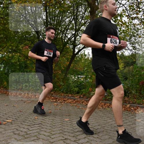 11.10.2026 - Bramfelder Halbmarathon 2026 J. Mangold http://msf.ph/oto/10828271 11.10.2026 10:50:48 Laufen 288, 411, 469, 626 meine-sportfotos.de