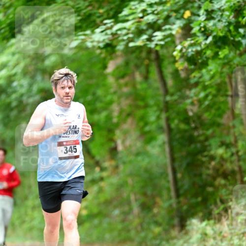11.10.2026 - Bramfelder Halbmarathon 2026 Dr. Thomas Lammeyer http://msf.ph/oto/10828328 11.10.2026 11:06:34 Laufen 21, 345 meine-sportfotos.de
