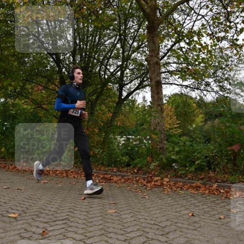 11.10.2026 - Bramfelder Halbmarathon 2026 J. Mangold http://msf.ph/oto/10828363 11.10.2026 10:52:45 Laufen 530, 725 meine-sportfotos.de