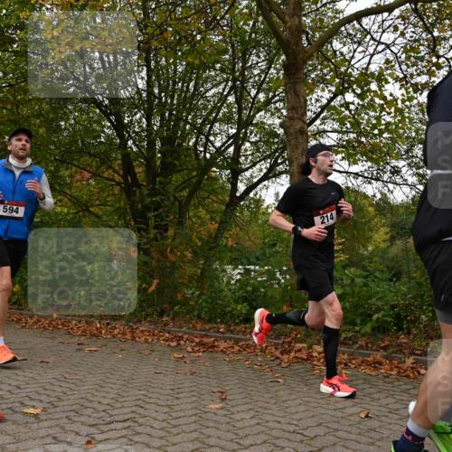 11.10.2026 - Bramfelder Halbmarathon 2026 J. Mangold http://msf.ph/oto/10828383 11.10.2026 10:52:58 Laufen 214, 263, 348, 551, 594, 702 meine-sportfotos.de