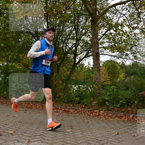 11.10.2026 - Bramfelder Halbmarathon 2026 J. Mangold http://msf.ph/oto/10828387 11.10.2026 10:52:58 Laufen 214, 263, 348, 551, 594, 702 meine-sportfotos.de