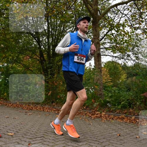 11.10.2026 - Bramfelder Halbmarathon 2026 J. Mangold http://msf.ph/oto/10828389 11.10.2026 10:52:59 Laufen 214, 263, 348, 551, 594, 702 meine-sportfotos.de