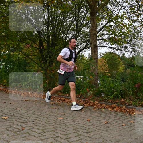 11.10.2026 - Bramfelder Halbmarathon 2026 J. Mangold http://msf.ph/oto/10828443 11.10.2026 10:54:10 Laufen 804 meine-sportfotos.de