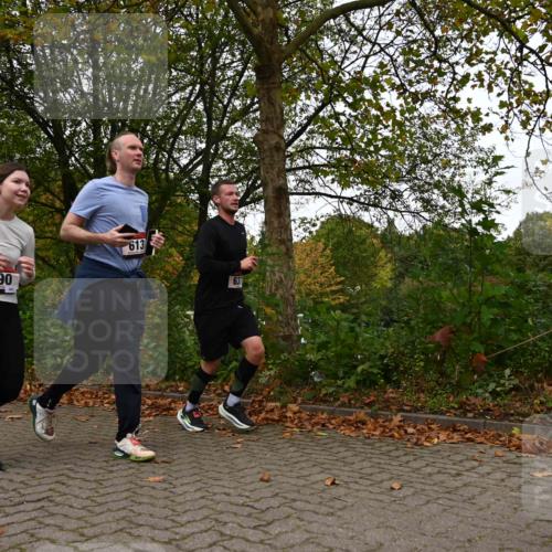 11.10.2026 - Bramfelder Halbmarathon 2026 J. Mangold http://msf.ph/oto/10828465 11.10.2026 10:54:20 Laufen 53, 354, 439, 521, 590, 613, 637, 735 meine-sportfotos.de