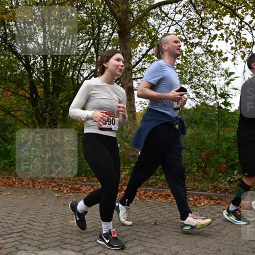 11.10.2026 - Bramfelder Halbmarathon 2026 J. Mangold http://msf.ph/oto/10828471 11.10.2026 10:54:21 Laufen 53, 66, 354, 368, 439, 521, 590, 613, 637, 735 meine-sportfotos.de