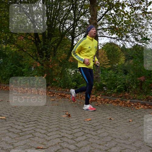 11.10.2026 - Bramfelder Halbmarathon 2026 J. Mangold http://msf.ph/oto/10828504 11.10.2026 10:55:01 Laufen 434, 526 meine-sportfotos.de